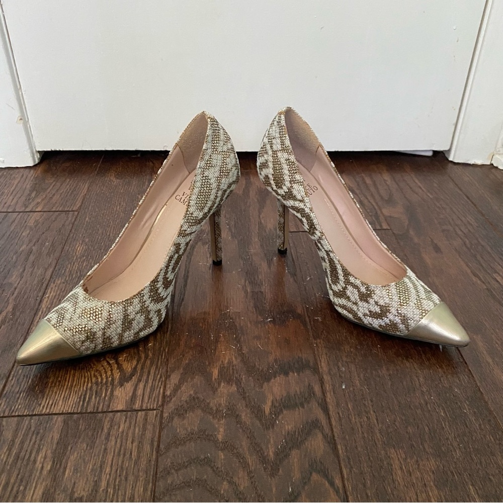 Gold / White Metallic 3 inch heels size 8.5